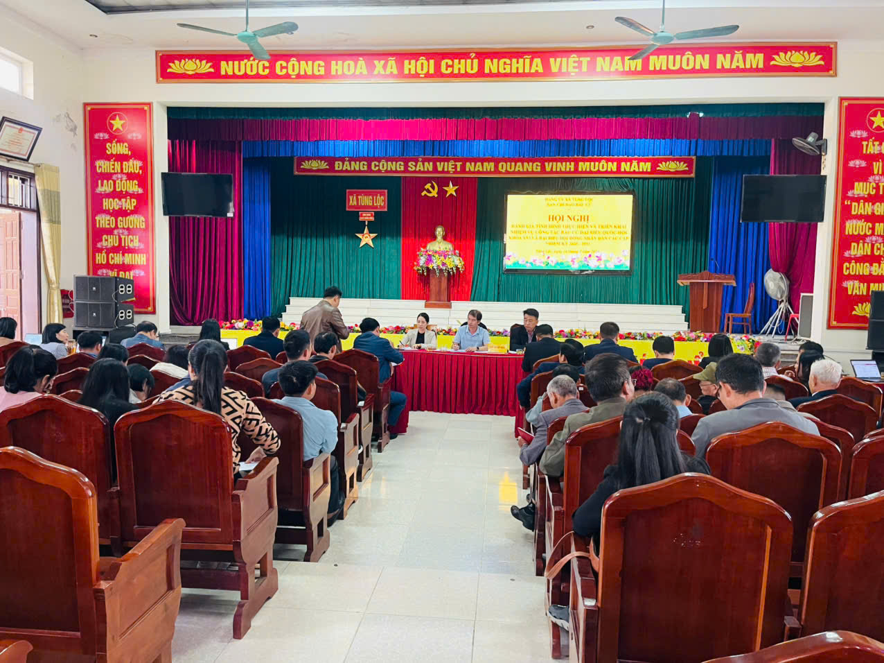 Họp rà soát, đánh giá tình hình công tác bầu cử Quốc hội và HĐND các cấp