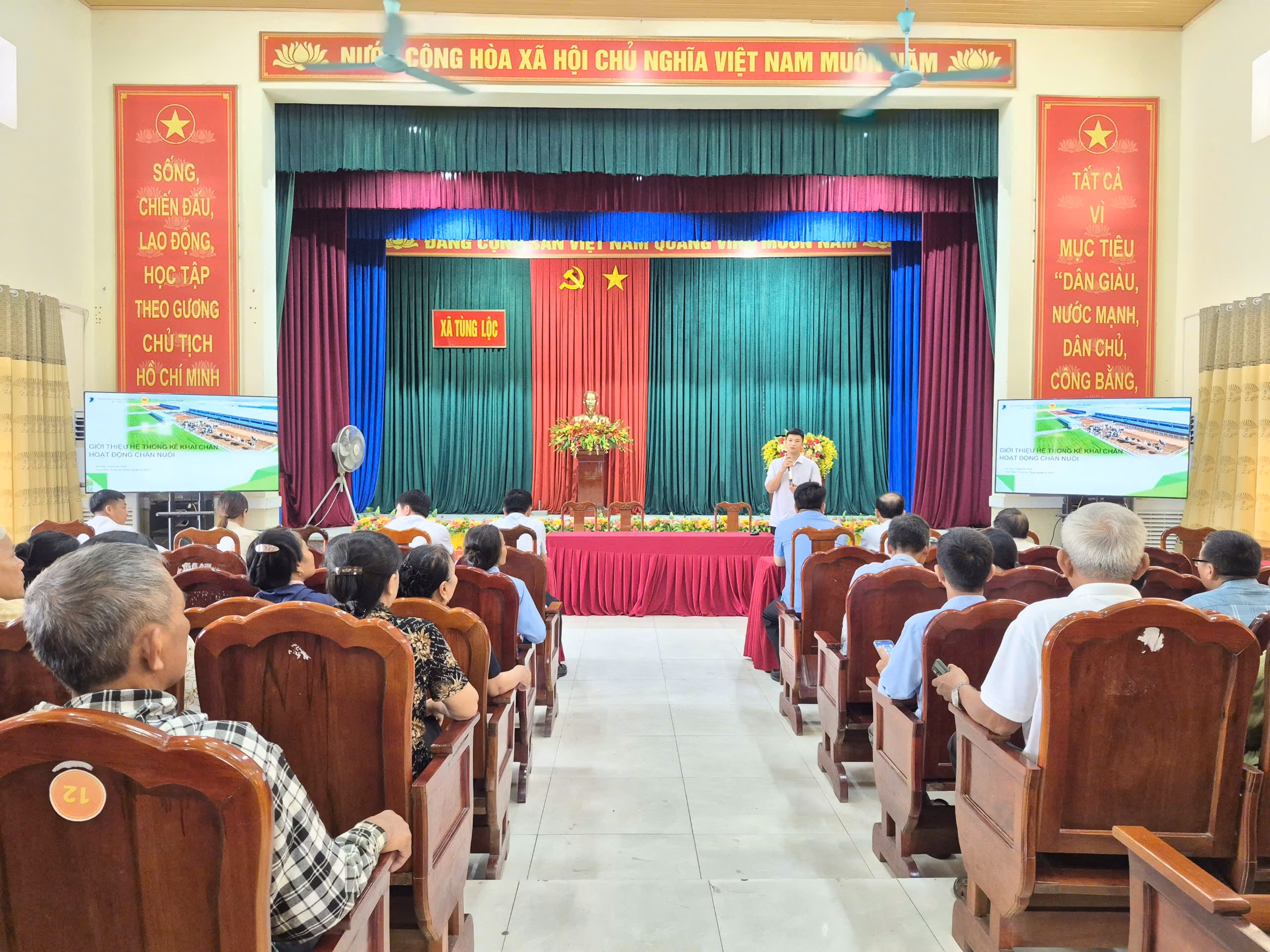 Tập huấn hệ thống dữ liệu Quốc gia về Chăn nuôi, Thú y năm 2026 