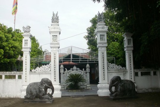 Di tích quốc gia đền thờ Đặng Tất, Đặng Dung - nơi ngân vang bài thơ “Cảm hoài”
