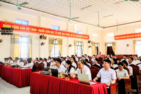 Tùng Lộc quán triệt các nghị quyết, kết luận mới của Trung ương và Tỉnh ủy