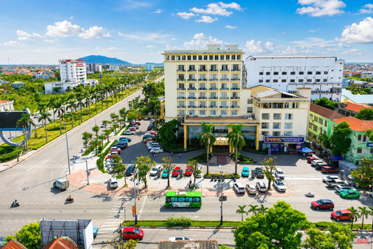 Hơn 3 thập kỷ hiện thực hóa khát vọng xây dựng ngành "công nghiệp không khói"