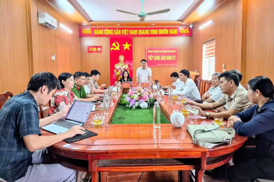 Lãnh đạo xã Tùng Lộc tiếp công dân định kỳ ngày 17/9