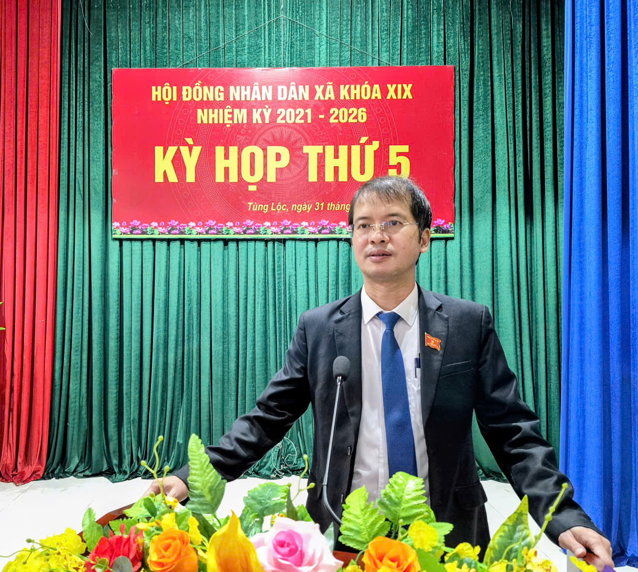 Khai mạc kỳ họp thứ 5 HĐND xã Tùng Lộc khóa XIX